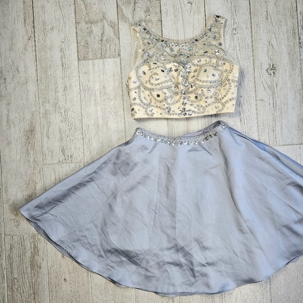 Glam Formal Two Piece Embellished Skirt Set Size Small